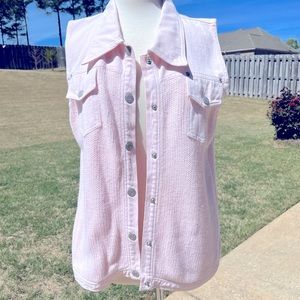 Baby pink vest